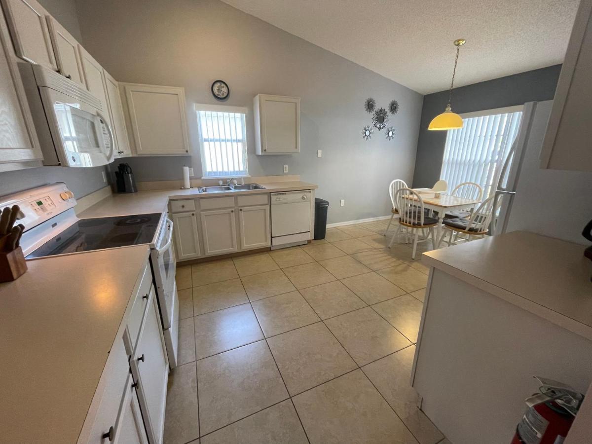 3 Bedroom Villa With Poolside Cinema And Games Room Close To Theme Parks Sleeps 6 Plus 2 Орландо Экстерьер фото